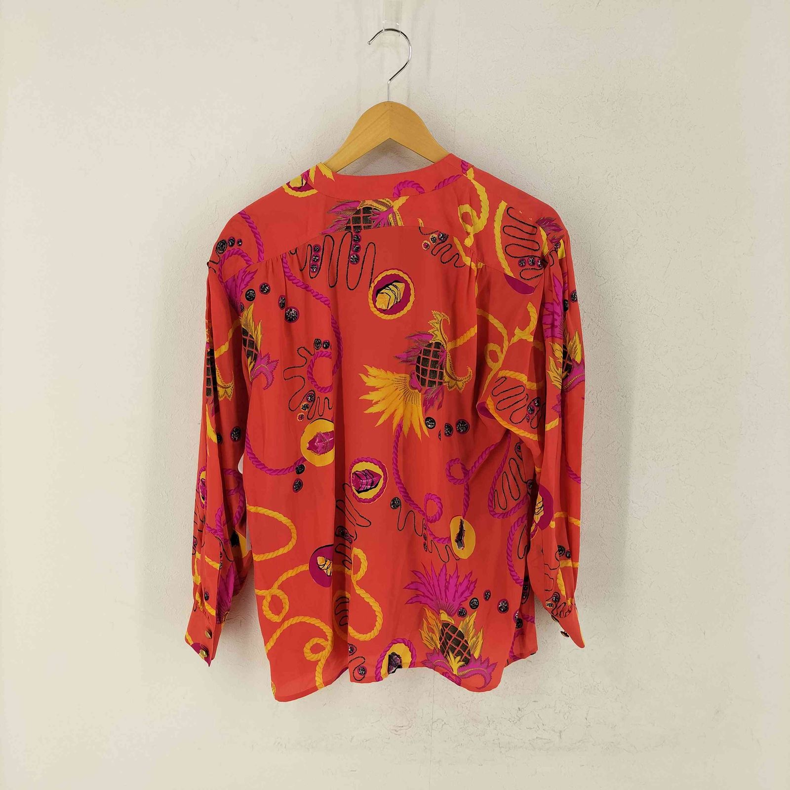 suzu！ESCADA エスカーダ　シルクブラウス サイズ34 suzu様専用！ESCADA エスカーダ シルクブラウス サイズ34 - メルカリ