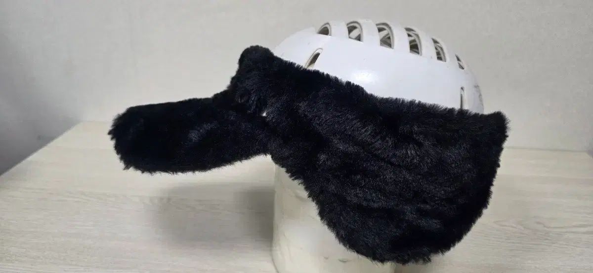 マークアンドロナ 耳当て付きゴルフサンキャップ Free! 56-57cm対応