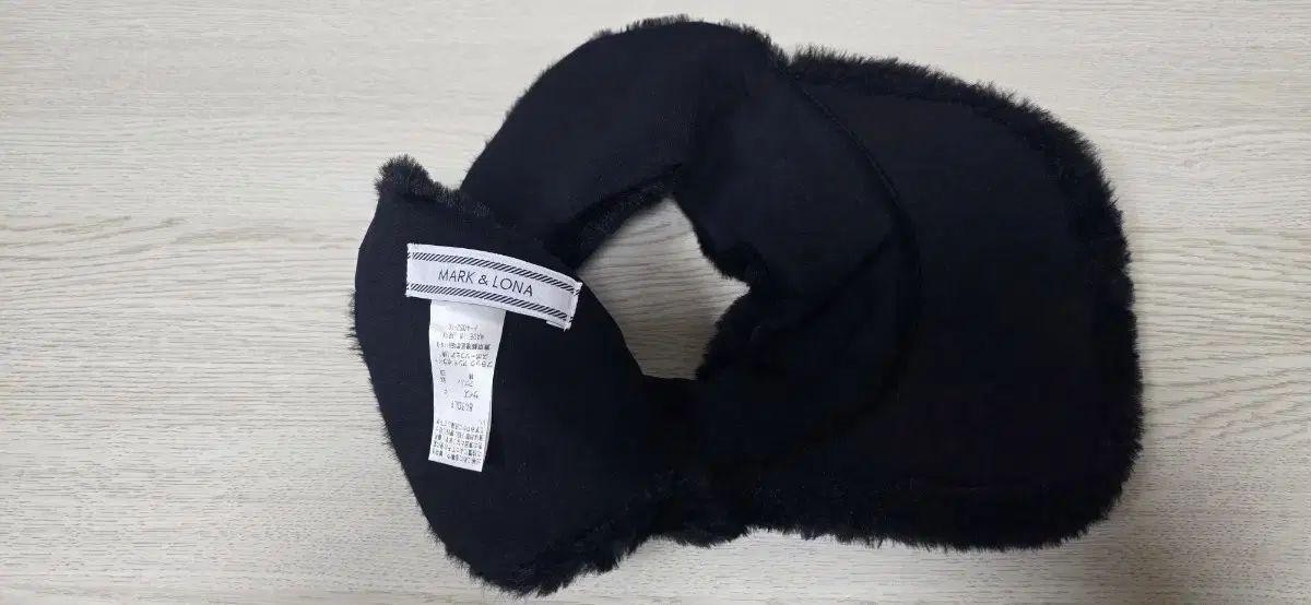 マークアンドロナ 耳当て付きゴルフサンキャップ Free! 56-57cm対応