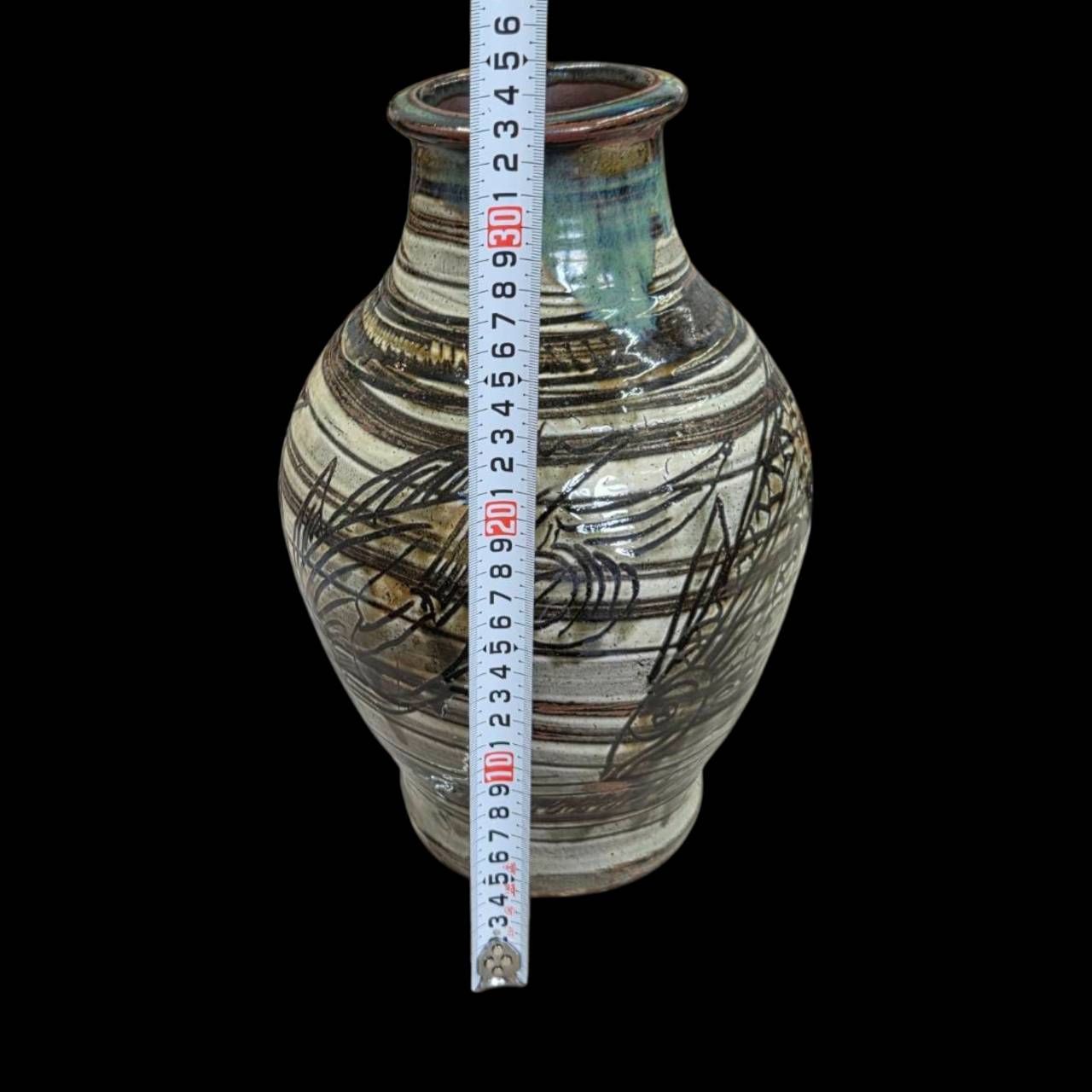 人間国宝 金城次郎 線彫魚海老文壺 壺屋焼 魚紋花瓶 琉球 やちむん