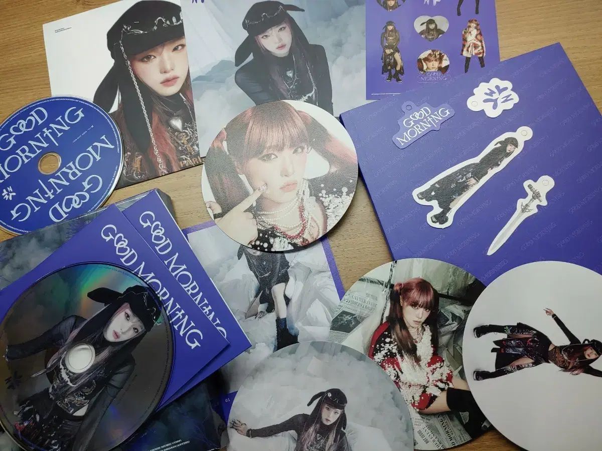 チェ・イェナ(YENA) グッドモーニング アルバム (まとめ売り) - メルカリ