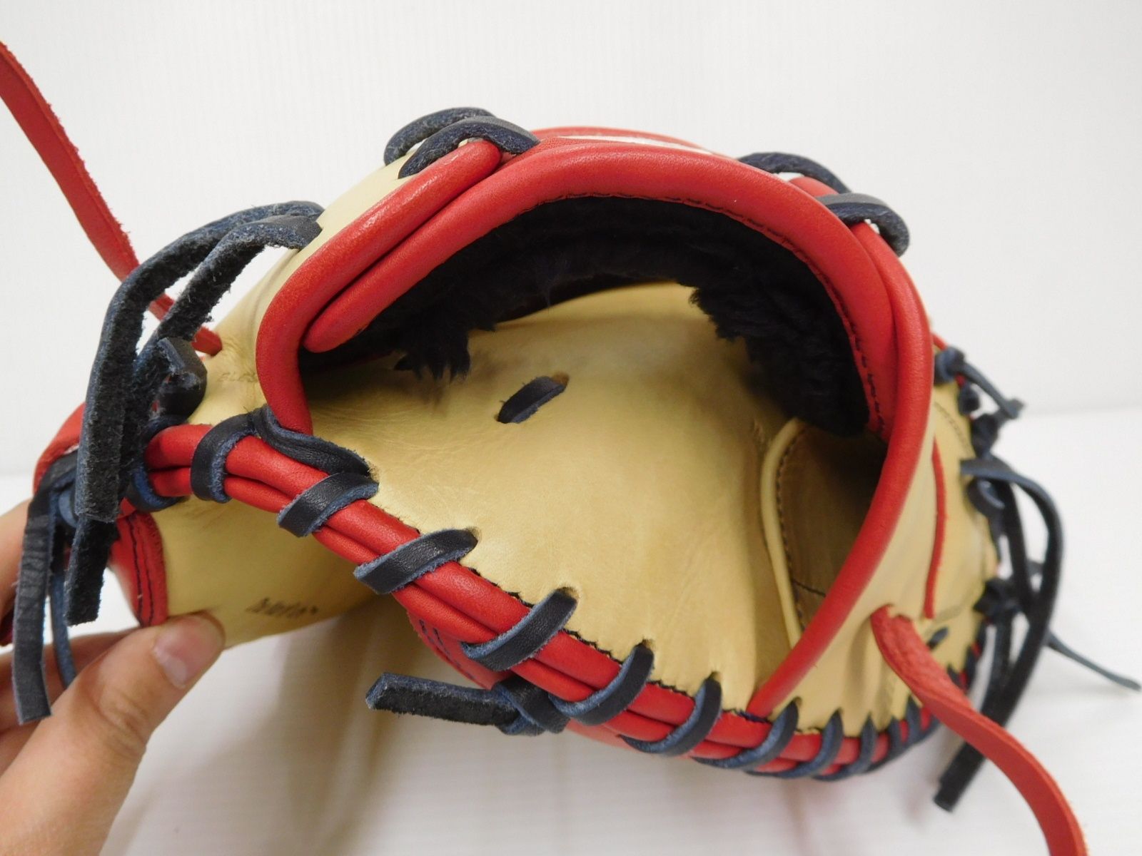 Rawlings ローリングス キャッチャーミット 軟式用 右利き用 GRXHM2AC 33インチ Rawlings ローリングス キャッチャーミット 軟式用 右利き用 GRXHM2AC