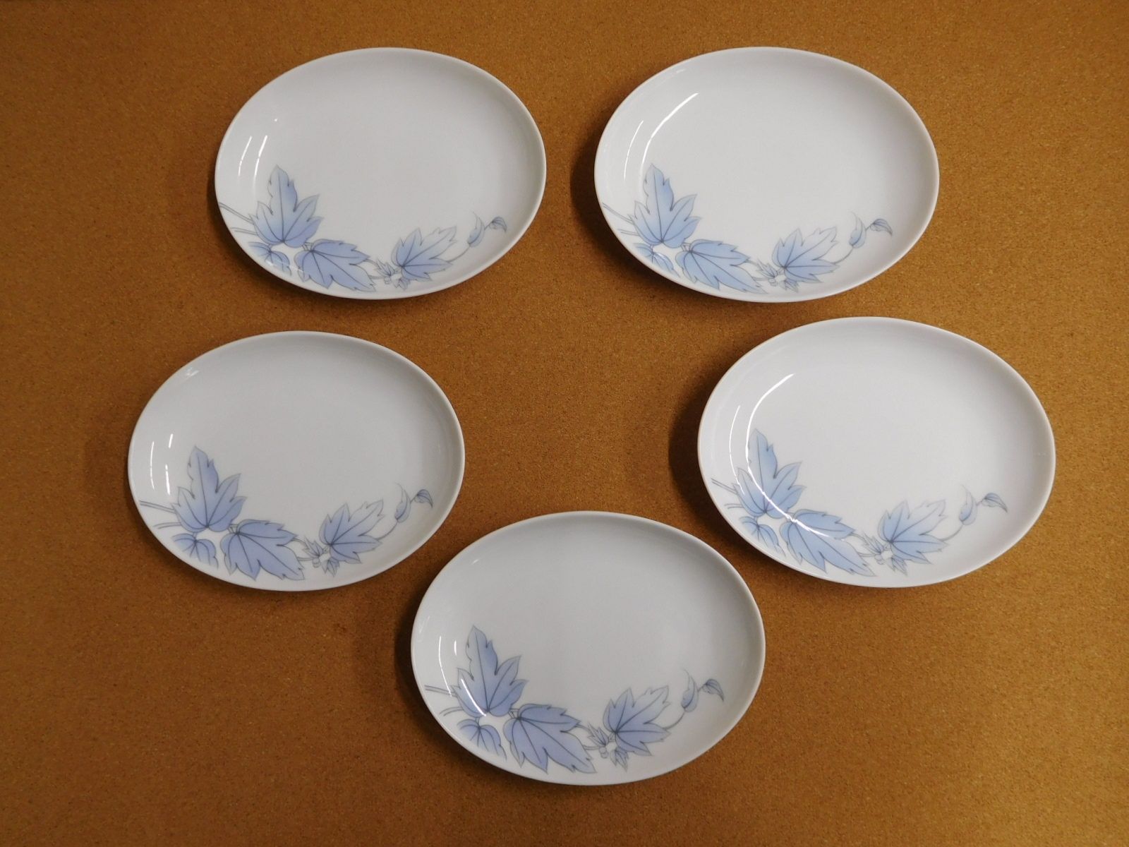 送料無料 深川製磁 ブルーリーフ 楕円取皿揃(5枚)囗T巛 - メルカリ