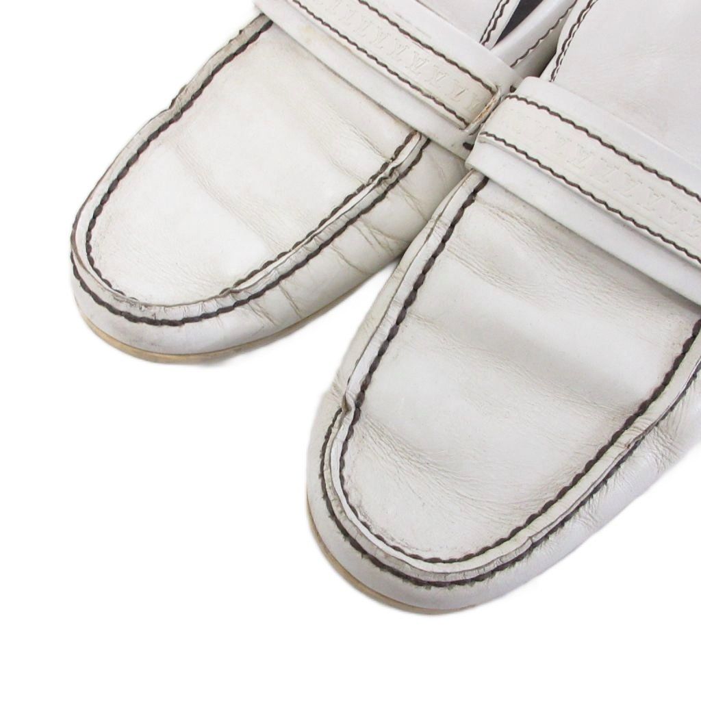 LOUIS VUITTON（ルイ・ヴィトン）ドライビングシューズ　ローファー　白 LOUIS VUITTON - LOUIS VUITTON(ルイヴィトン) ドライビングシューズ 8