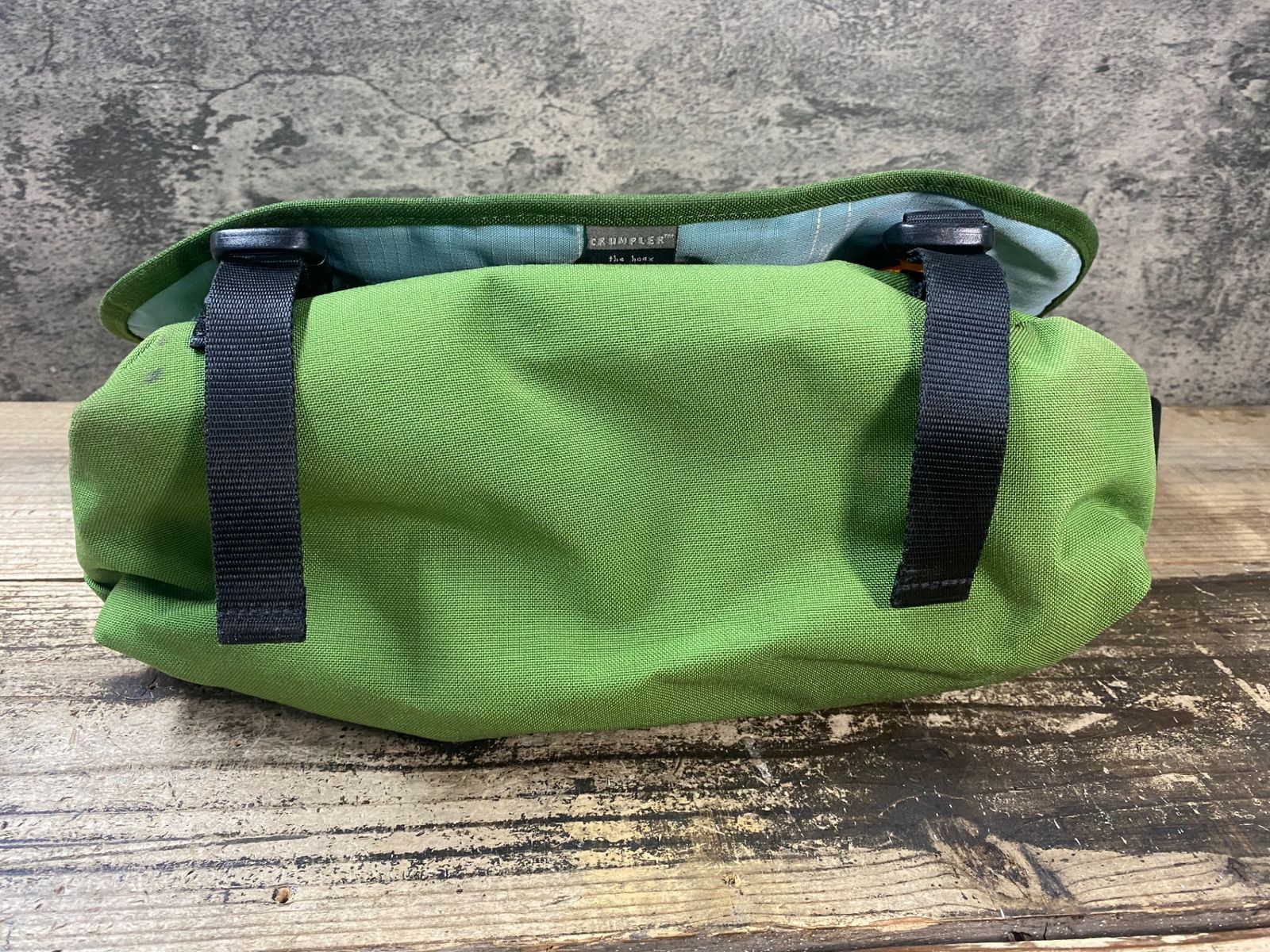 JT516 クランプラー CRUMPLER メッセンジャーバッグ 黄緑 - メルカリ