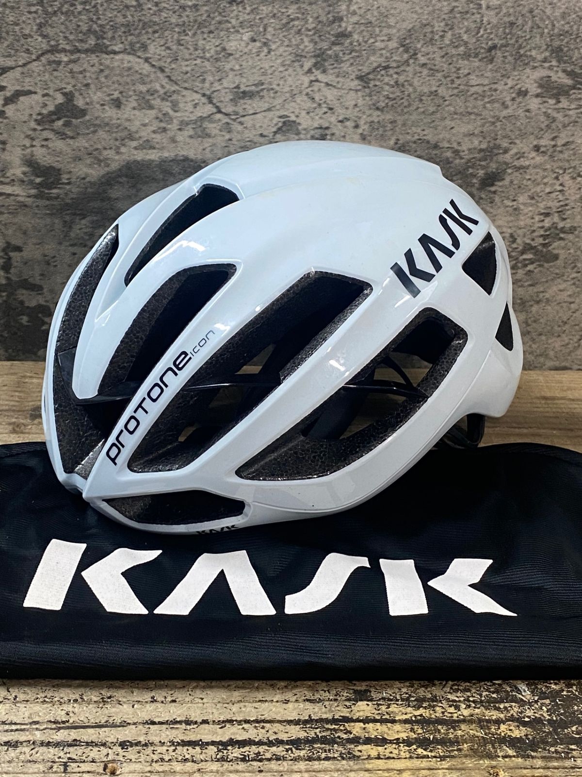 JV484 Cask KASK PROTONE ICON PROTONE ICON HELMET L 59-62 cm WHITE MADE 2/23