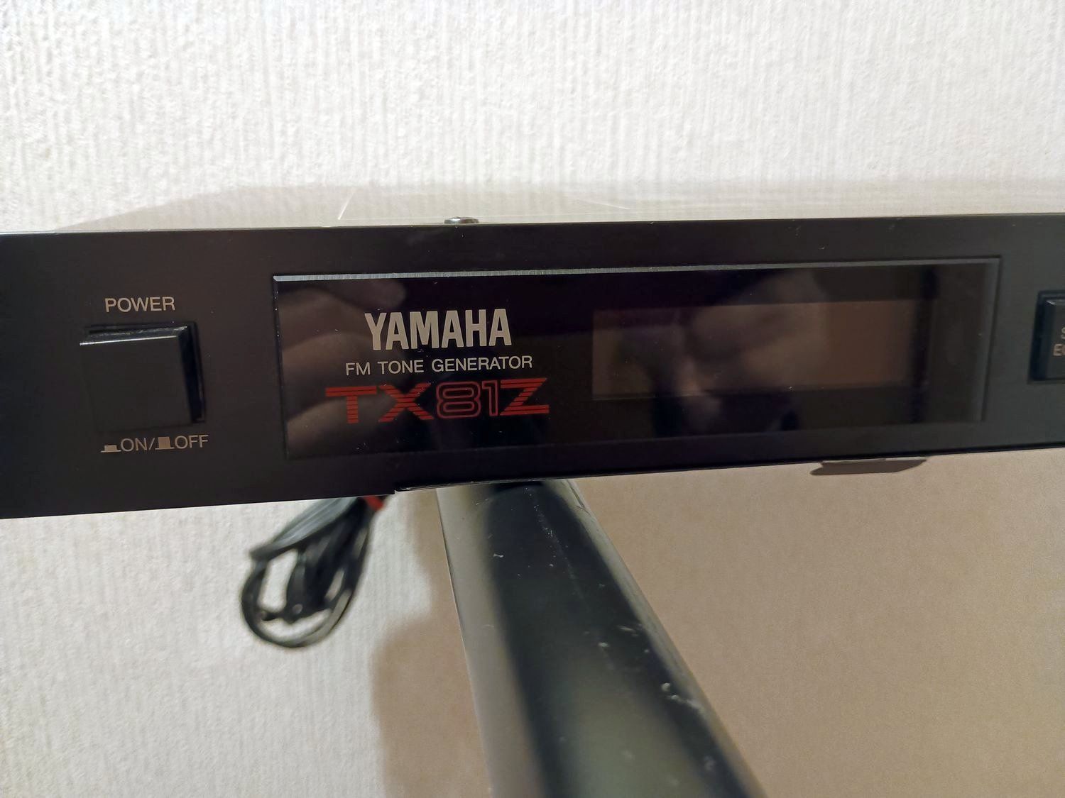 完動品】YAMAHA TX81Z｜FMトーンジェネレーター｜名機 LatelyBass搭載