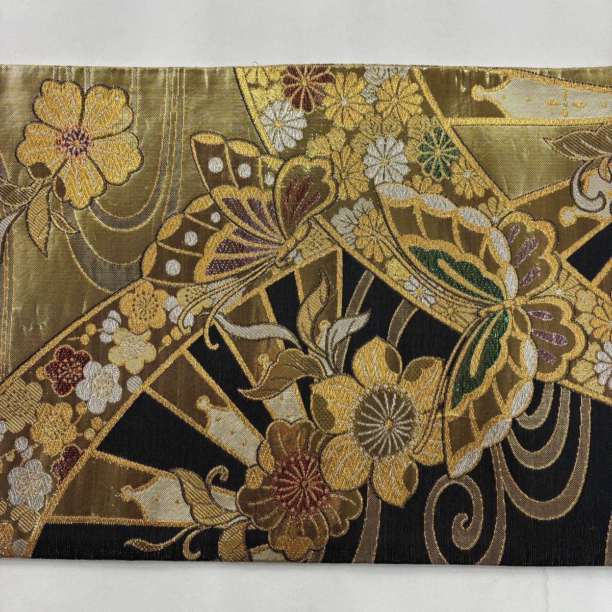 美品　成人式　結婚式　袋帯　 振袖　フォーマル　正絹　蝶々　黄緑　六通　ゴールド 美品 成人式 結婚式 袋帯 フォーマル 正絹 蝶々 黄緑 六通 ゴールド