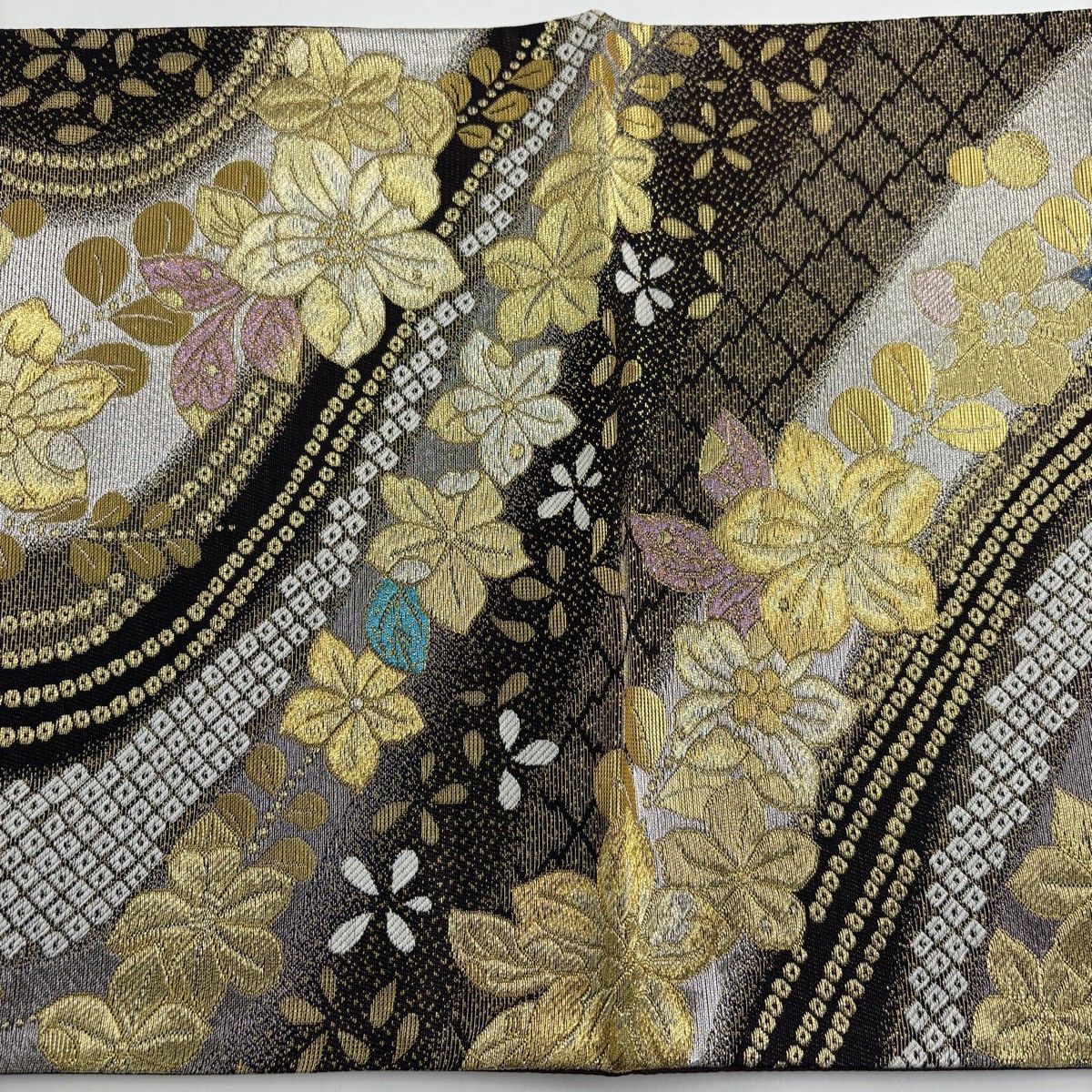 美品】 袋帯 秀品 草花 疋田 金銀糸 箔 茶色 六通 正絹 【中古