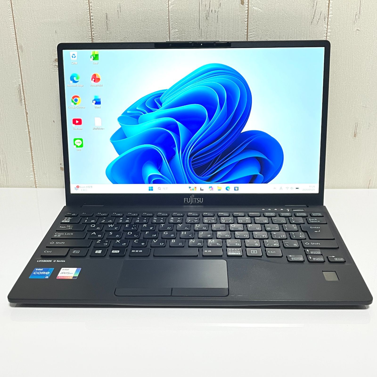 ☆2021年製 第11世代Corei5 13.3型 SSD256 富士通 S64 - メルカリ