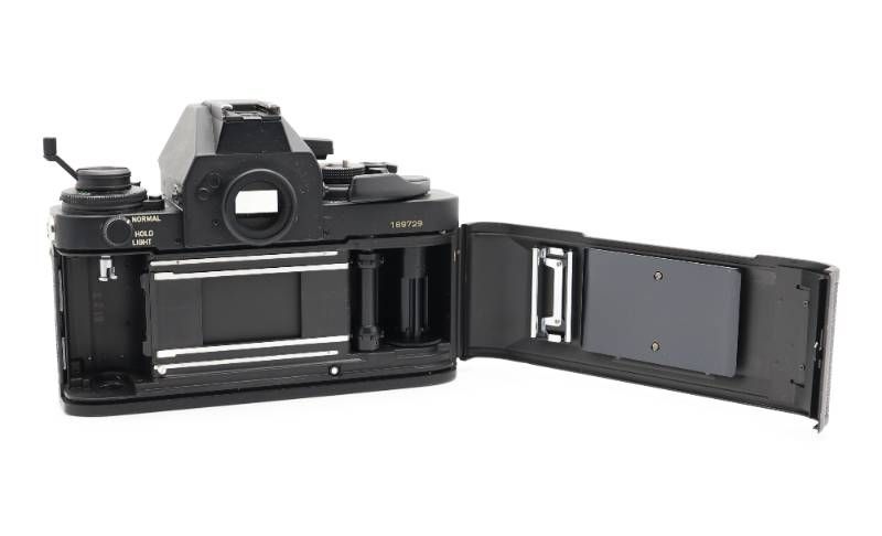 □完動品 Canon New F-1 フィルム一眼レフカメラ - メルカリ