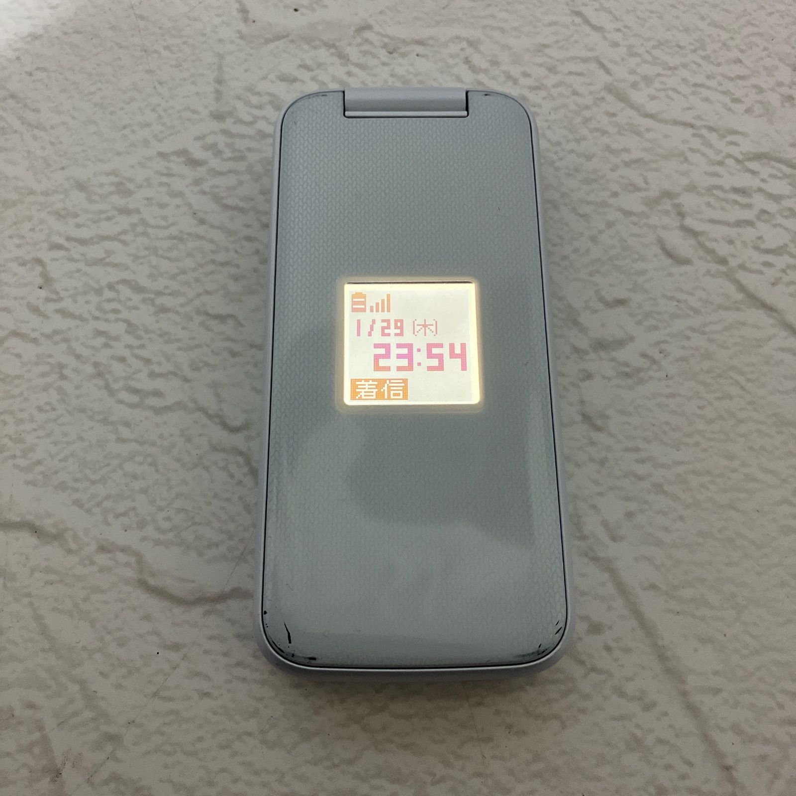 docomo らくらくホン F-01M 初期化済み 動作確認済み バッテリーなし