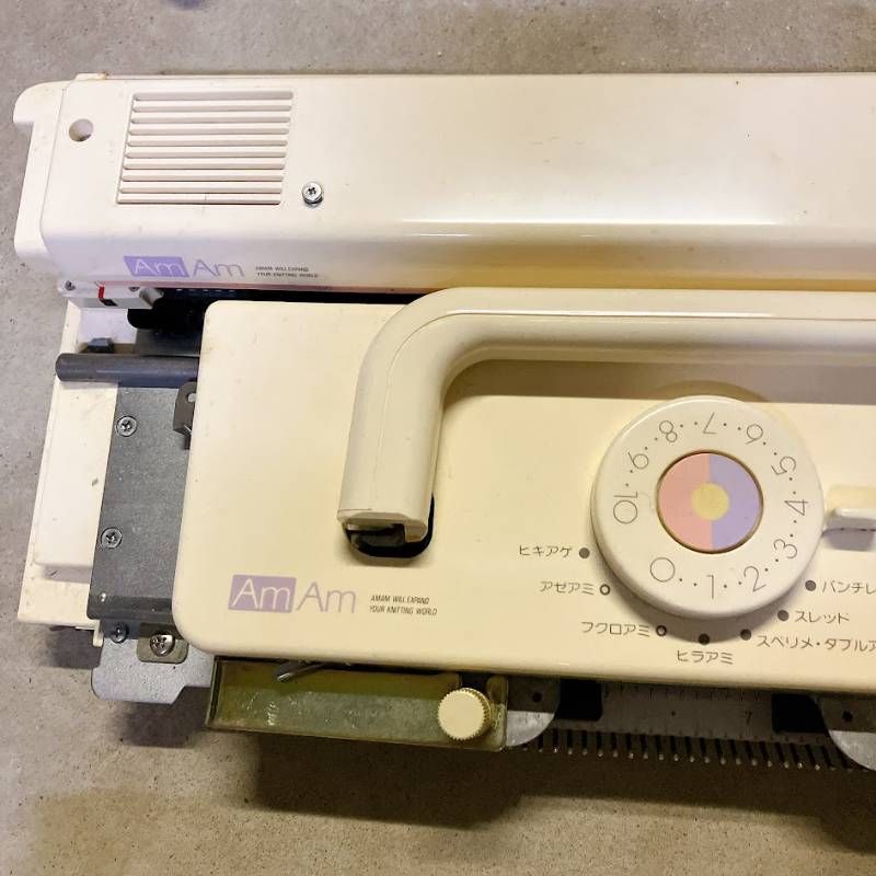 a*2様 SILVER REED マイコンあむあむモア 編機 本体 SILVER REED/シルバーリード 編み機 マイコン あむあむモア SK-561P