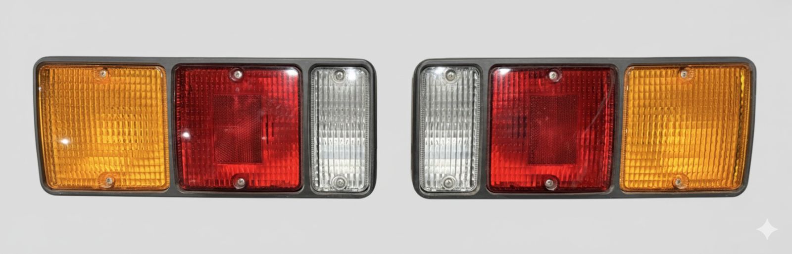 三菱 ふそう テールランプASSY 左右セット トラック用 小糸 24V