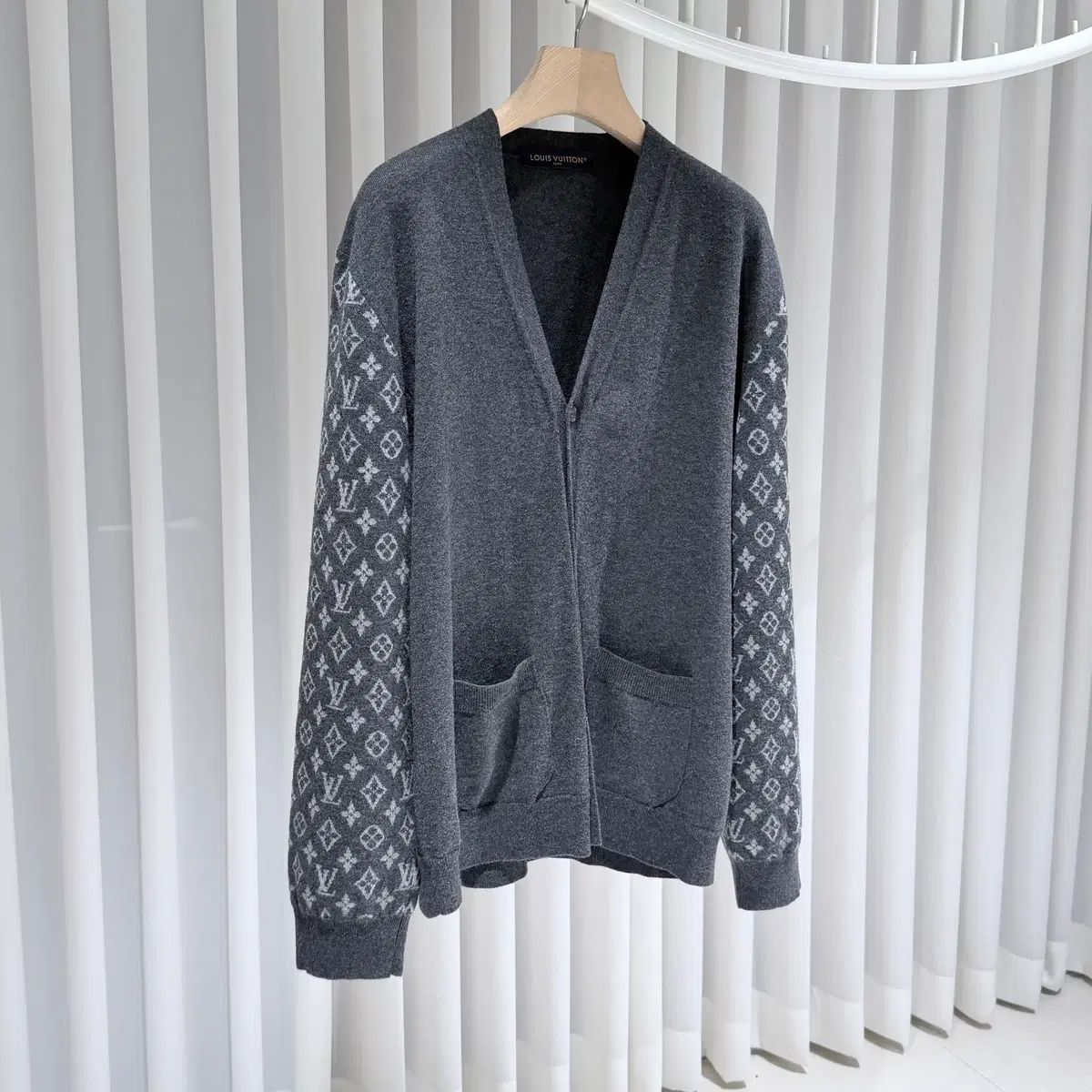 A+ / XXL ) / ルイヴィトン モノグラム カシミア グレー カーディガン
