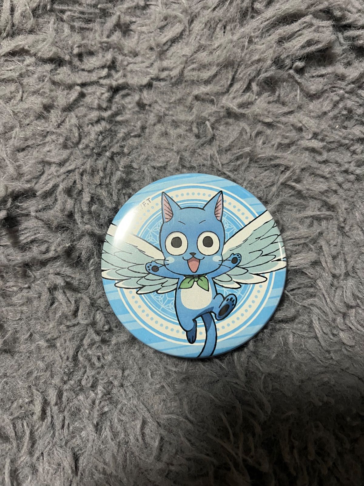 フェアリーテイル マルイ記念展 缶バッジ ハッピー - メルカリ