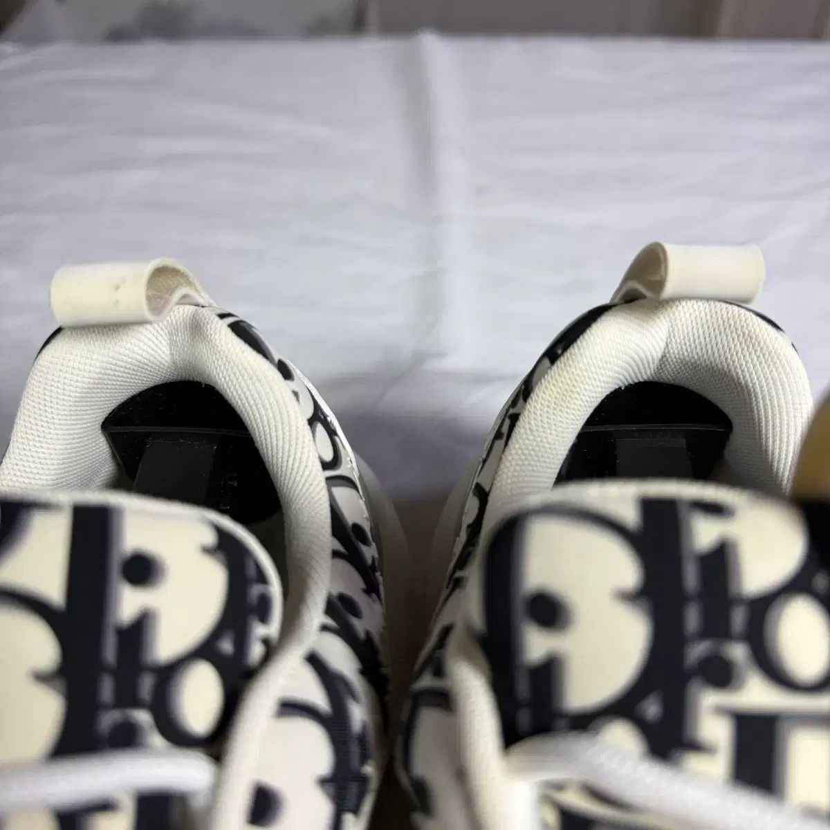 40サイズ ディオール B24 オブリーク カナージュモチーフ 白