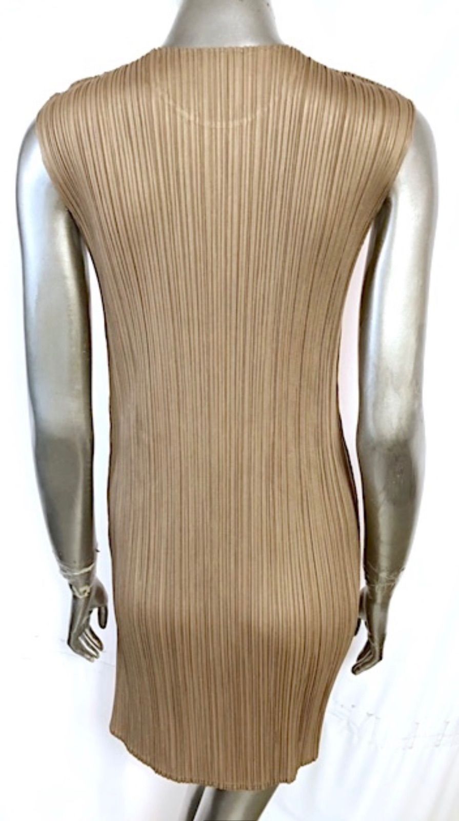 早い者勝ち！【ほぼ未使用】PLEATS PLEASE プリーツプリーズ イッセイ