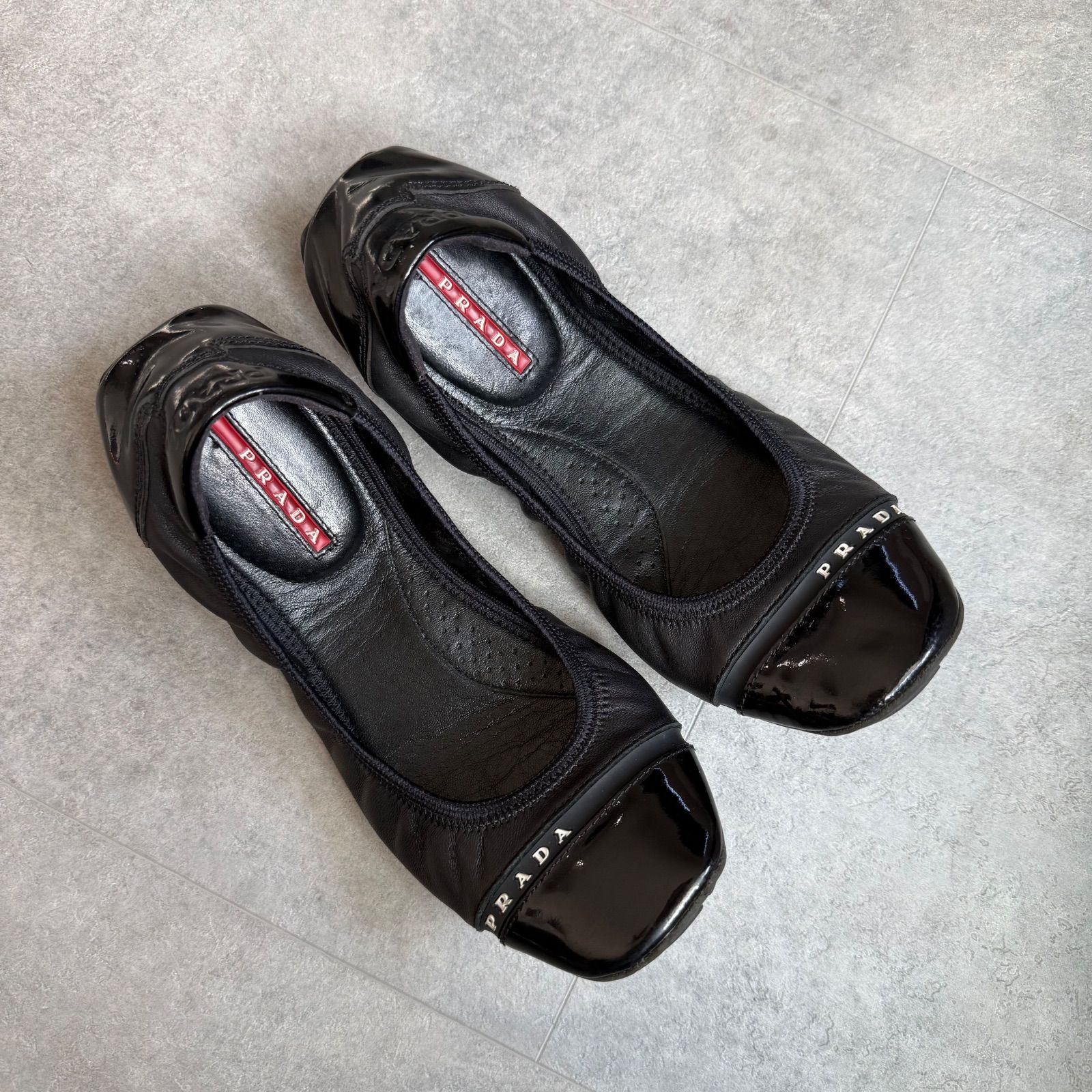 美品 PRADA プラダ ロゴ バレエシューズ フラットシューズ ラムレザー 