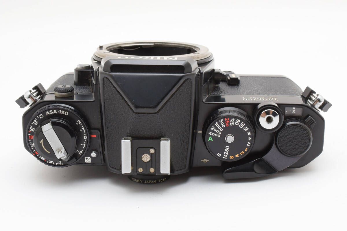 ☆極上品☆NIKON ニコン FE2 ブラック ボディ ☆モルト交換済み