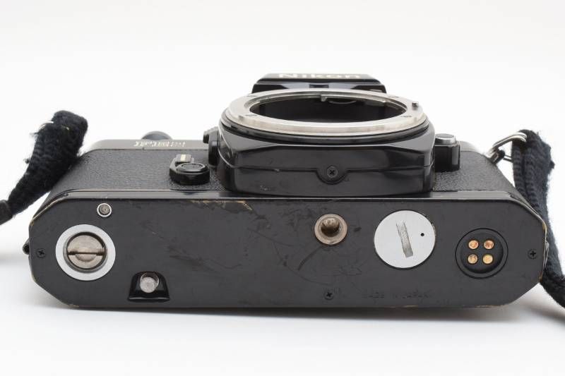 【ジャンク品】Nikon FE2 一眼レフカメラ レンズ付き ジャンク】Nikon ニコン FE2 黒 ブラック ボディ フィルム一眼カメラ
