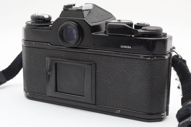 ジャンク　Nikon FE2 ブラック フィルム一眼レフカメラ ジャンク】Nikon ニコン FE2 黒 ブラック ボディ フィルム一眼カメラ