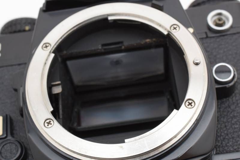 ジャンク】Nikon ニコン FE2 黒 ブラック ボディ フィルム一眼カメラ