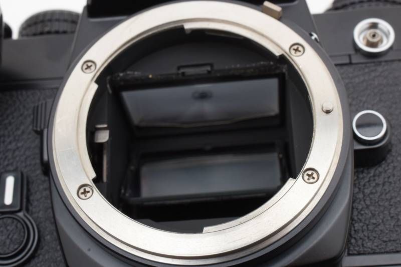 実用外観美品】Nikon ニコン FE 黒 ブラック / MD-12 モータードライブ