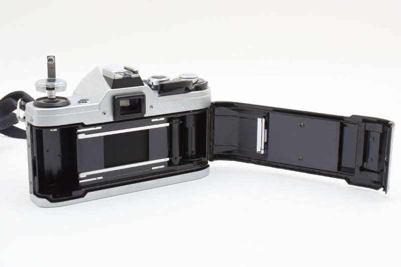 実用品】Canon キャノン AE-1 シルバー / FD 50mm 1.4 S.S.C. レンズ