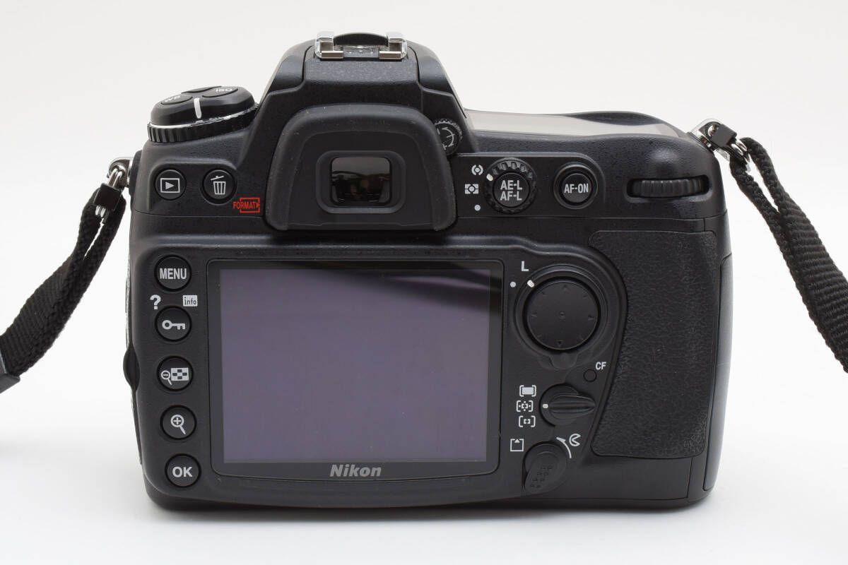 ☆ショット回数6,582回☆Nikon ニコン D300 ボディ ☆説明書付き