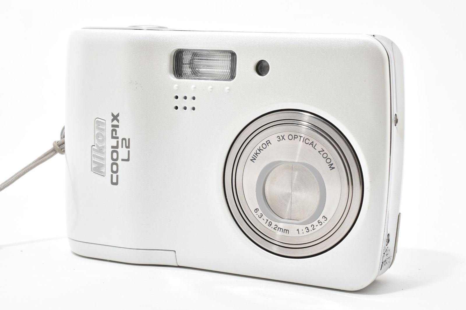 5639 【美品】 Nikon Coolpix L2 Compact Digital Camera 動作確認済