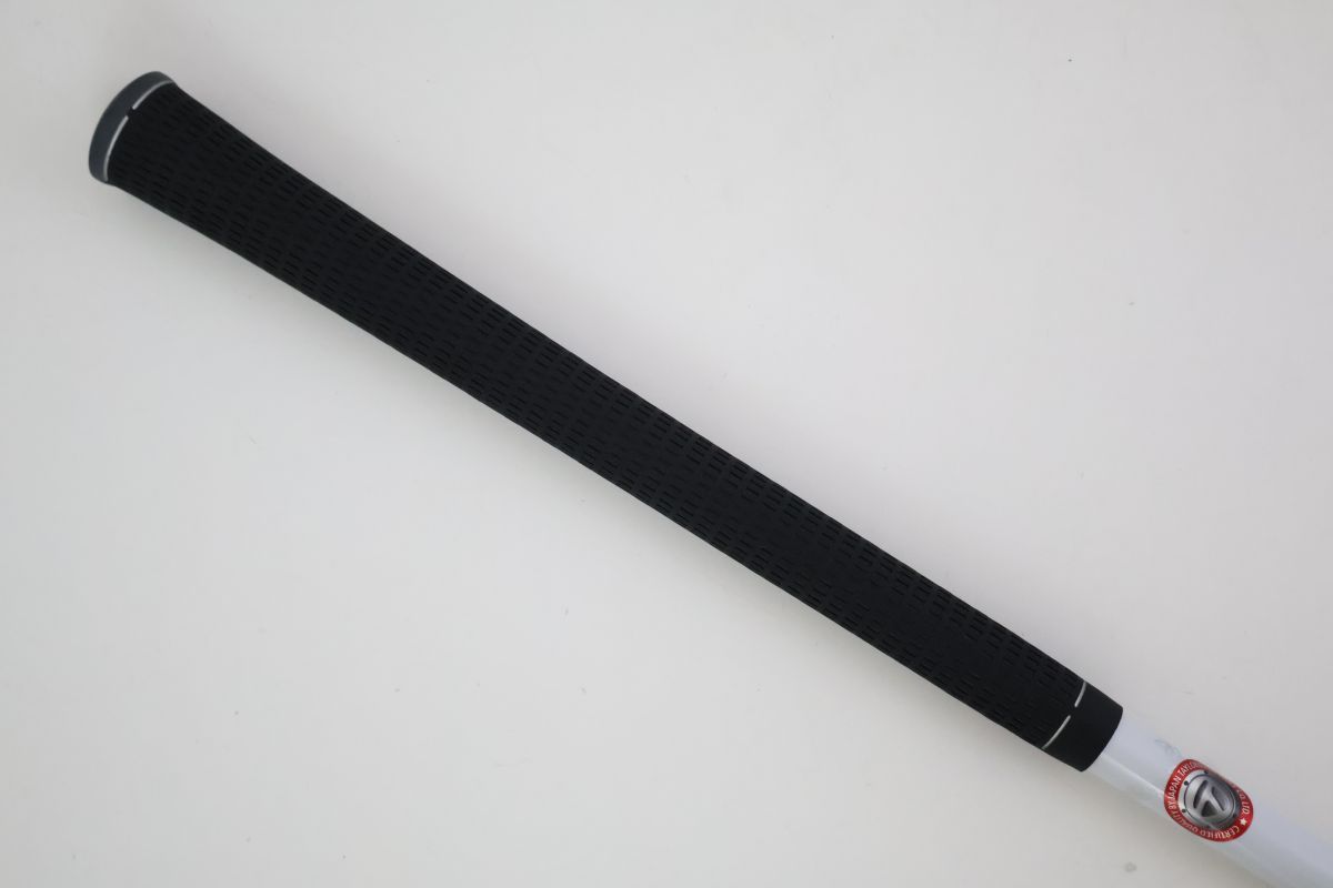 ○訳有激安！テーラーメイド ドライバー用スリーブ付き！三菱ケミカル