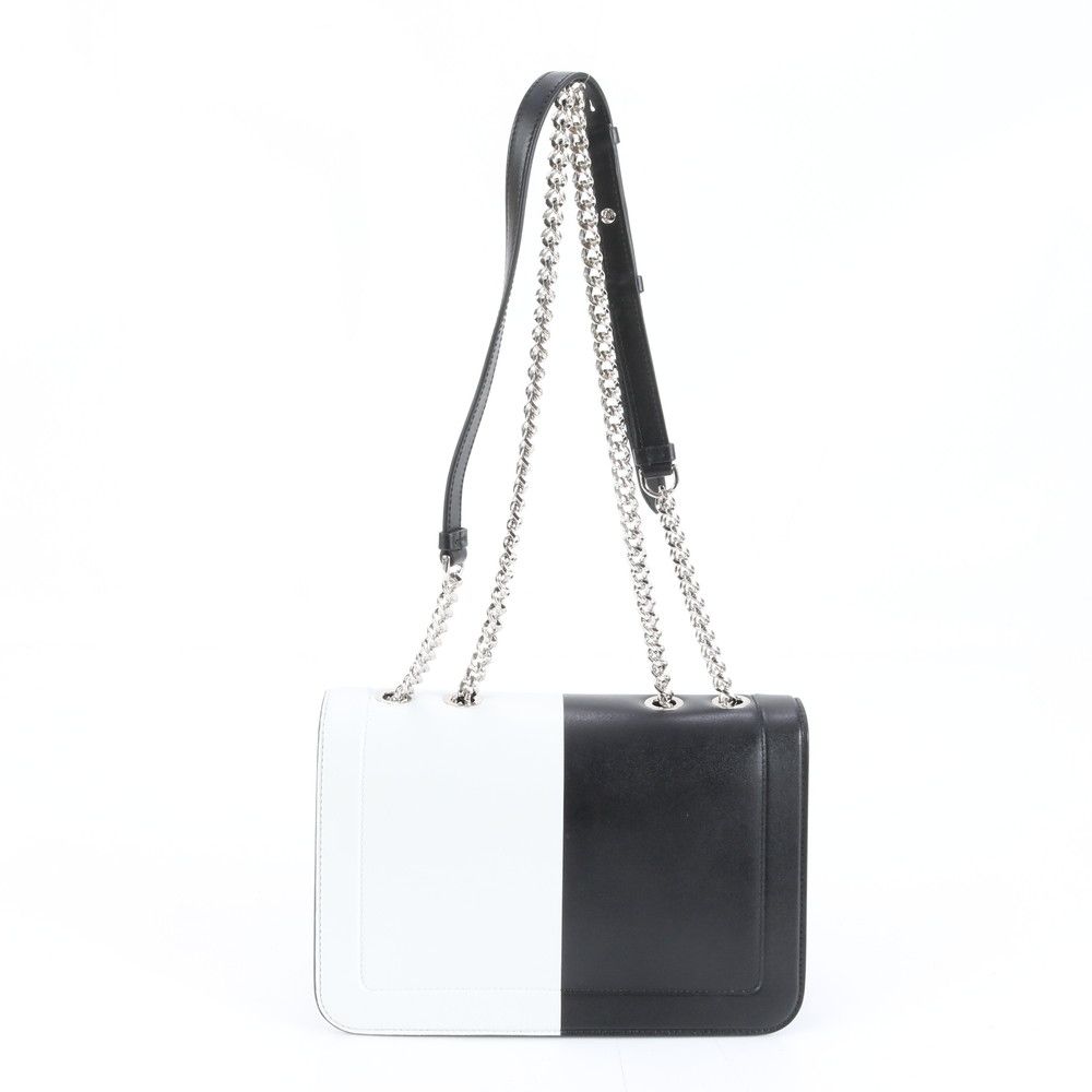 極美品 サルヴァトーレフェラガモ ヴァラリボン チェーン レザー 2WAY