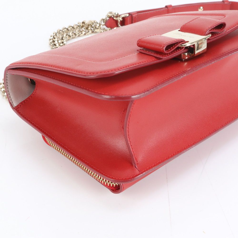 極美品 サルヴァトーレフェラガモ ヴァラ リボン レザー チェーン