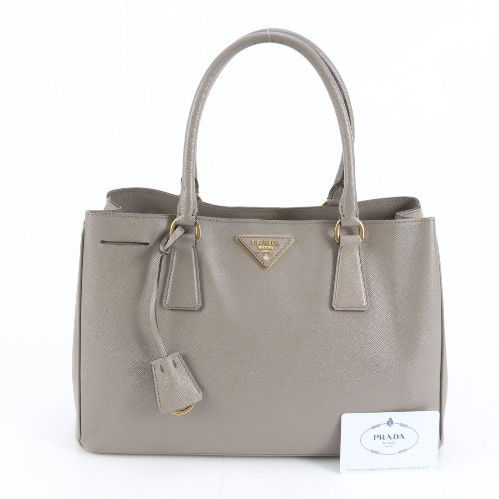 美品 プラダ ガレリア 三角ロゴ サフィアーノ レザー トート バッグ