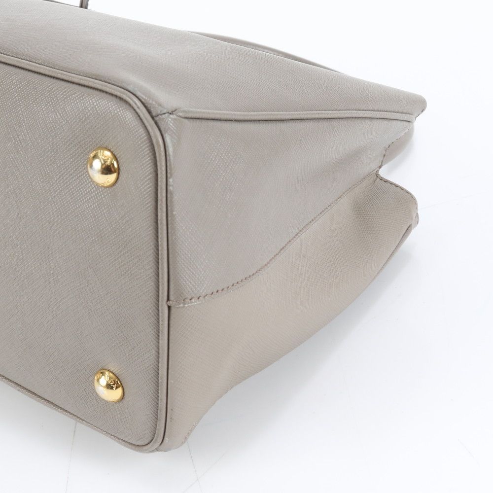 美品 プラダ ガレリア 三角ロゴ サフィアーノ レザー トート バッグ