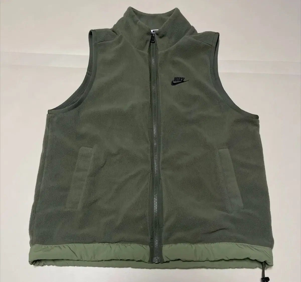 NIKE クラブ フリース+ ウィンターライズド ベスト オリーブ - メルカリ