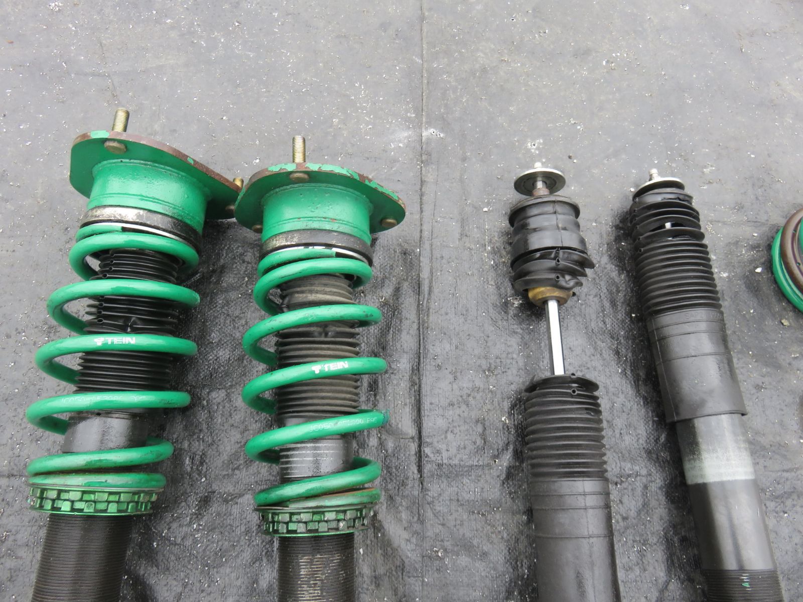 専用LK450* プリウスα ZVW41/前期 社外/TEIN 車高調/フロント リア