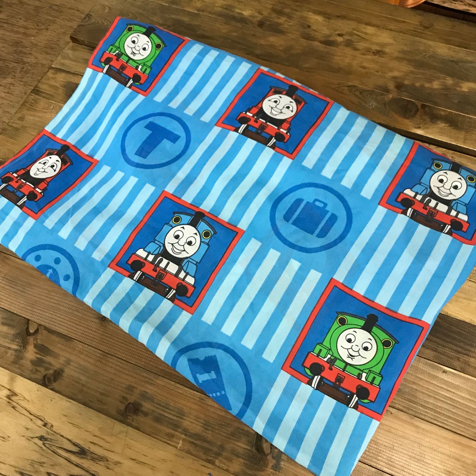 ヴィンテージシーツ 海外シーツ キャラクターシーツ ベッドシーツ 機関