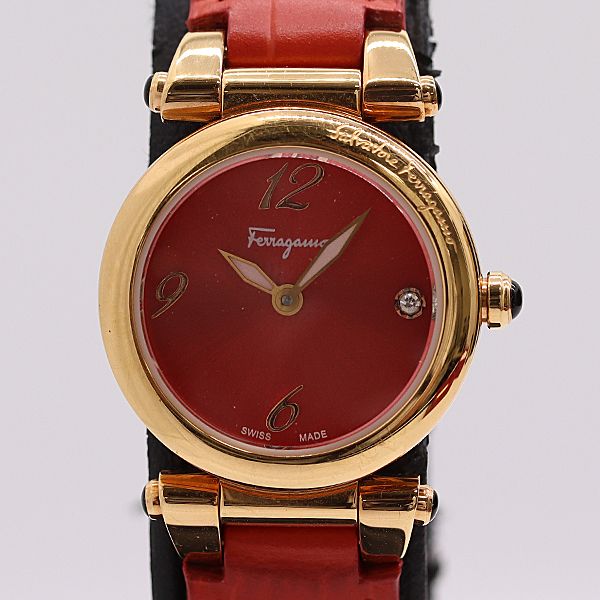 美品 稼働 箱付 フェラガモ イディリオ SFEY00319 QZ レッド文字盤