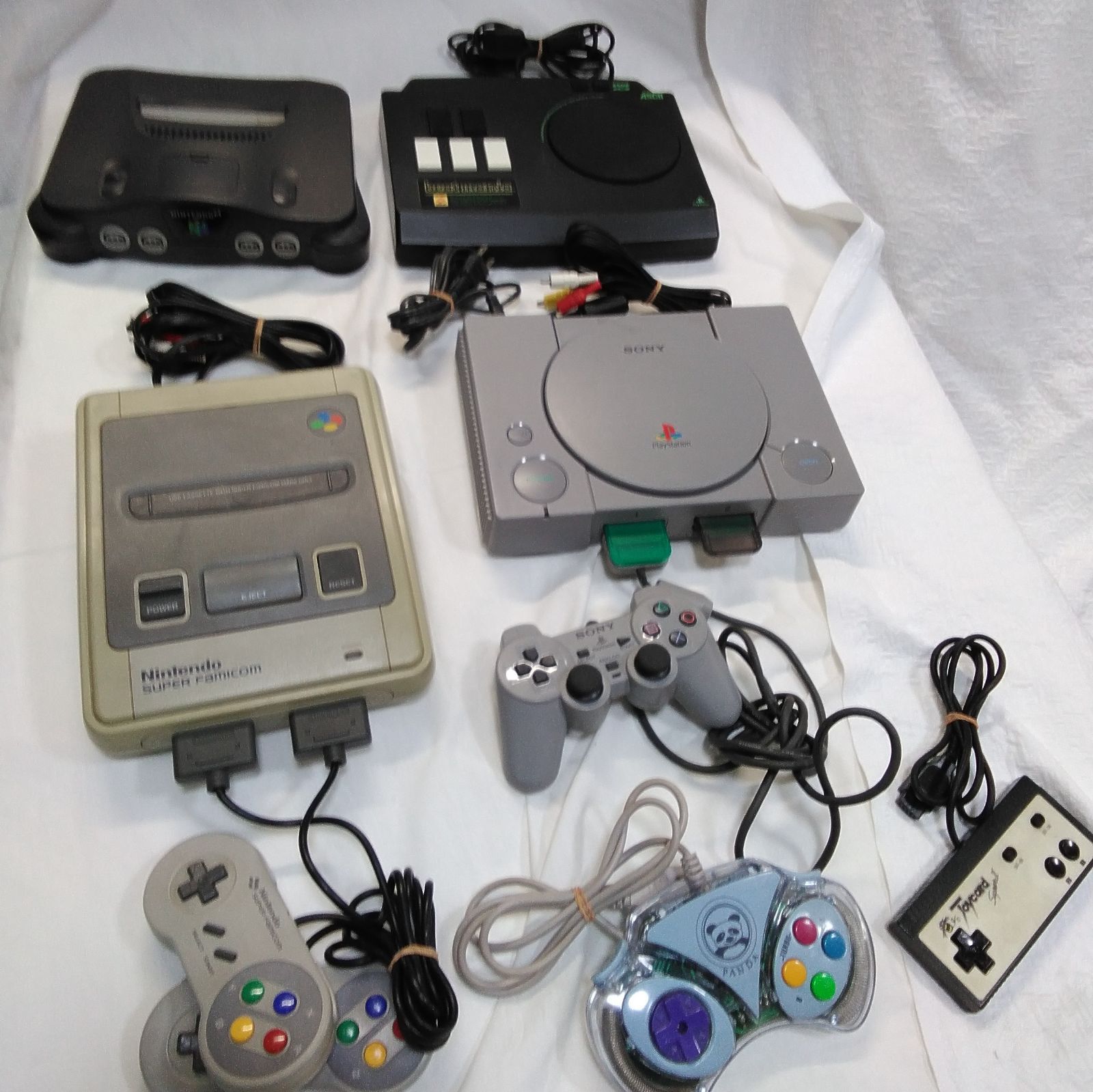 ジャンク！ ゲーム機 社外コントローラーなど まとめ売り SFC PS1 N64