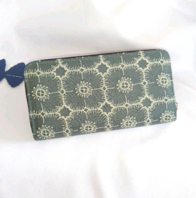 受注製作】刺繍1・anemone モスグリーン×ライトグリーン 本革