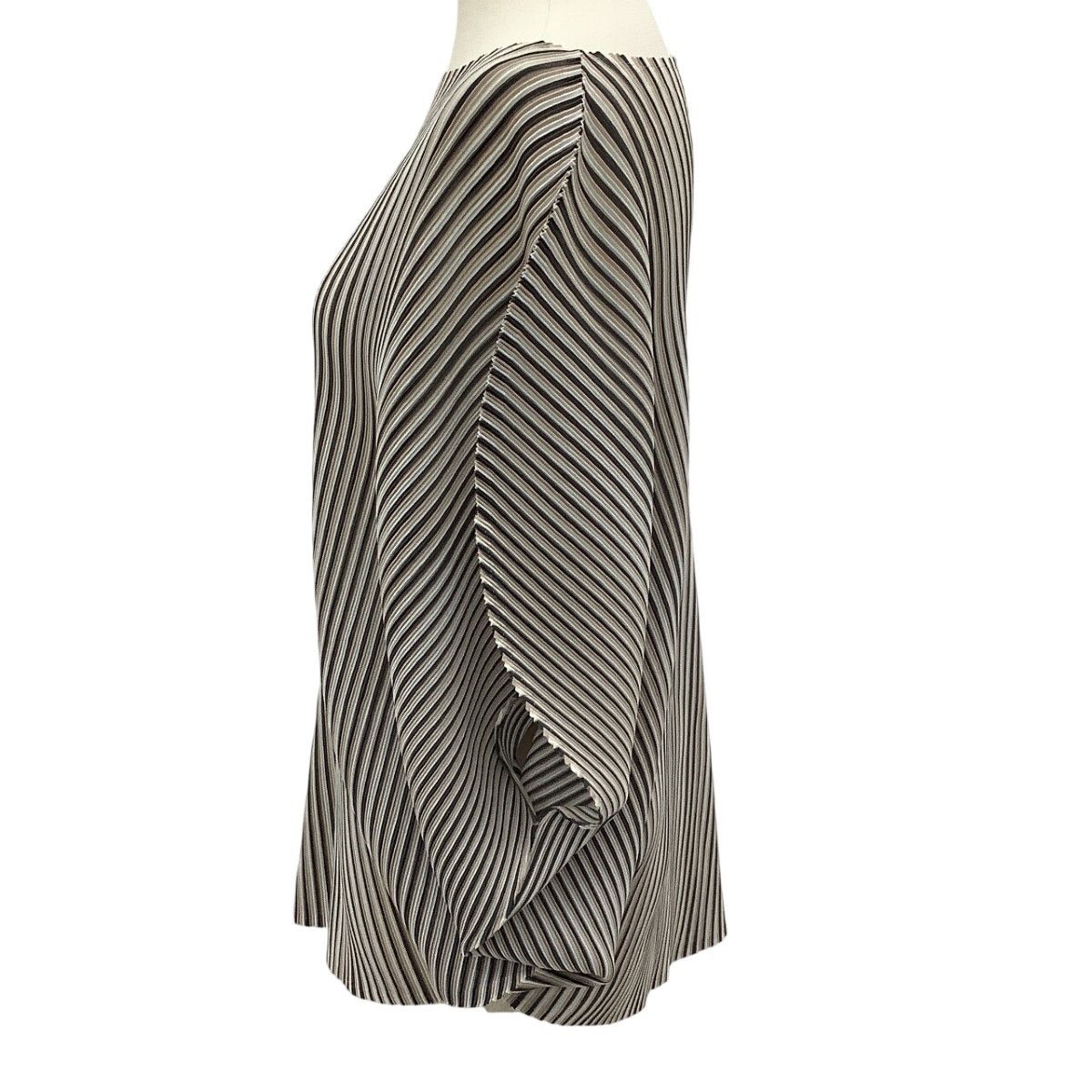 ISSEY MIYAKE イッセイミヤケ PLEATS PLEASE 変形 カットソー
