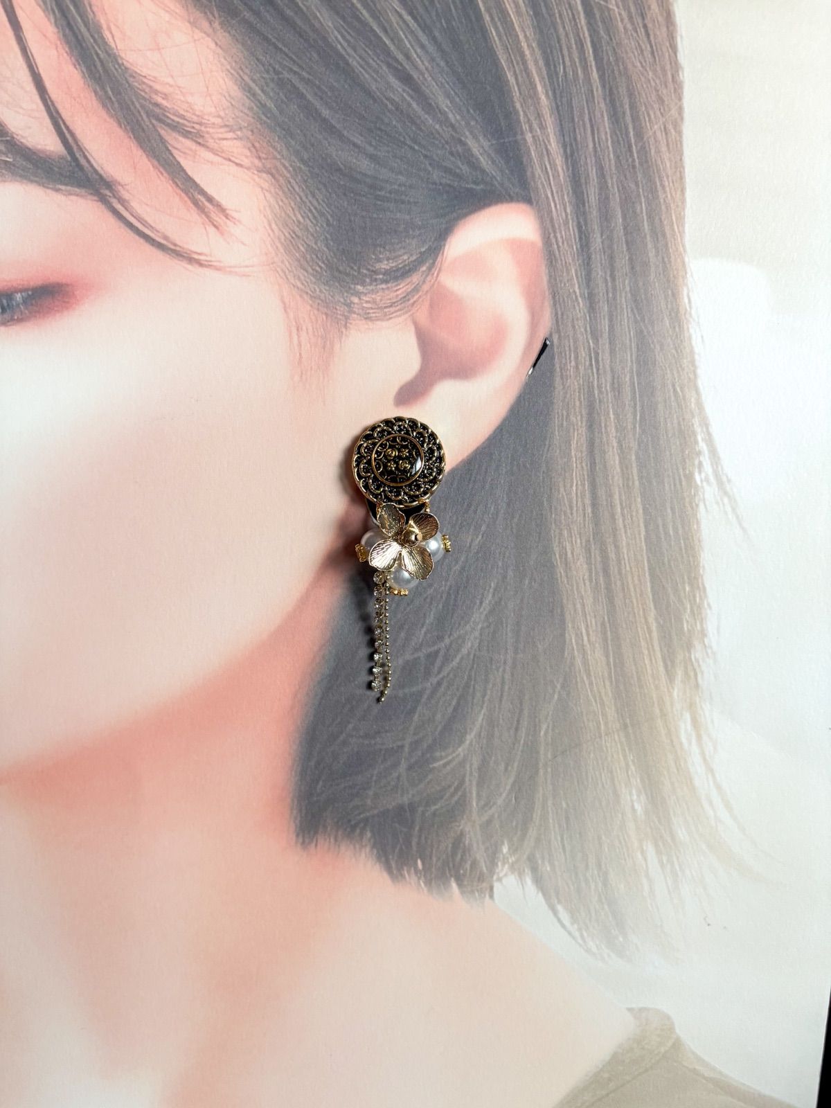 338≫レトロボタンの2wayイヤリング - メルカリ