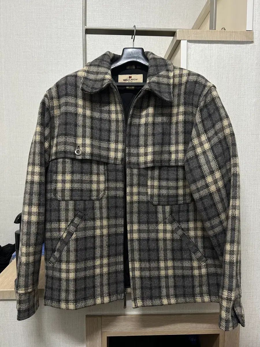 WOOLRICH ウールリッチ チェック アウター ジャケット 出品 - メルカリ
