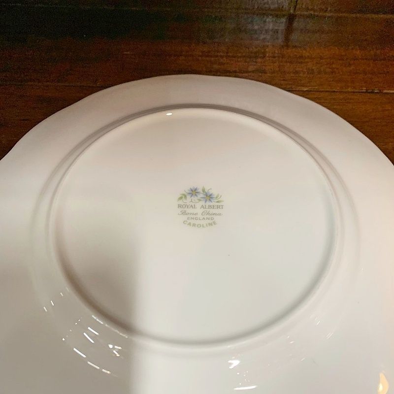 ロイヤルアルバート キャロライン トリオ カップ＆ソーサー＆プレート