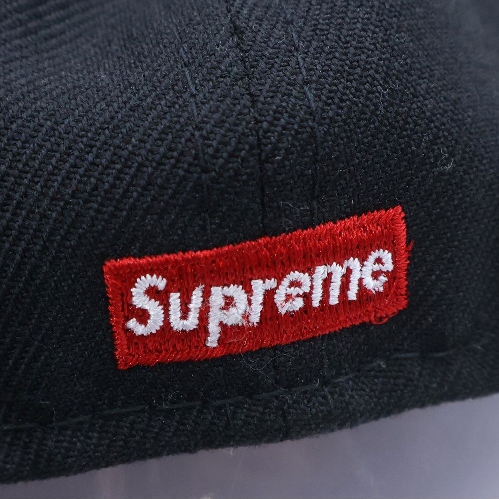 SUPREME (シュプリーム) 18AW ×NEW ERA Classic Script New Era Cap