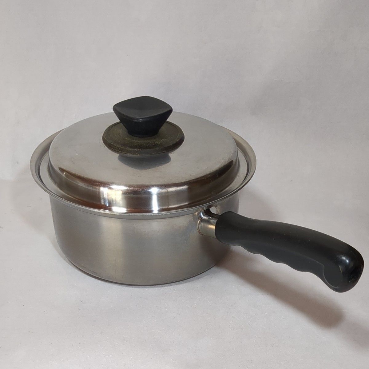 ビタクラフト片手鍋2点　No.5202　No.5203 5層 ビタクラフト 5層 No.5202 片手鍋1.9リットル ガス火のみ USED良品
