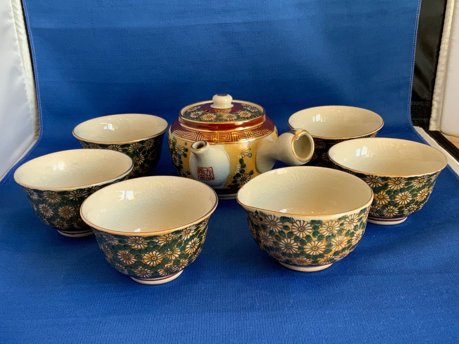 九谷焼 九谷陶栄 急須と湯呑みと湯冷しセット 金色の菊模様 - メルカリ