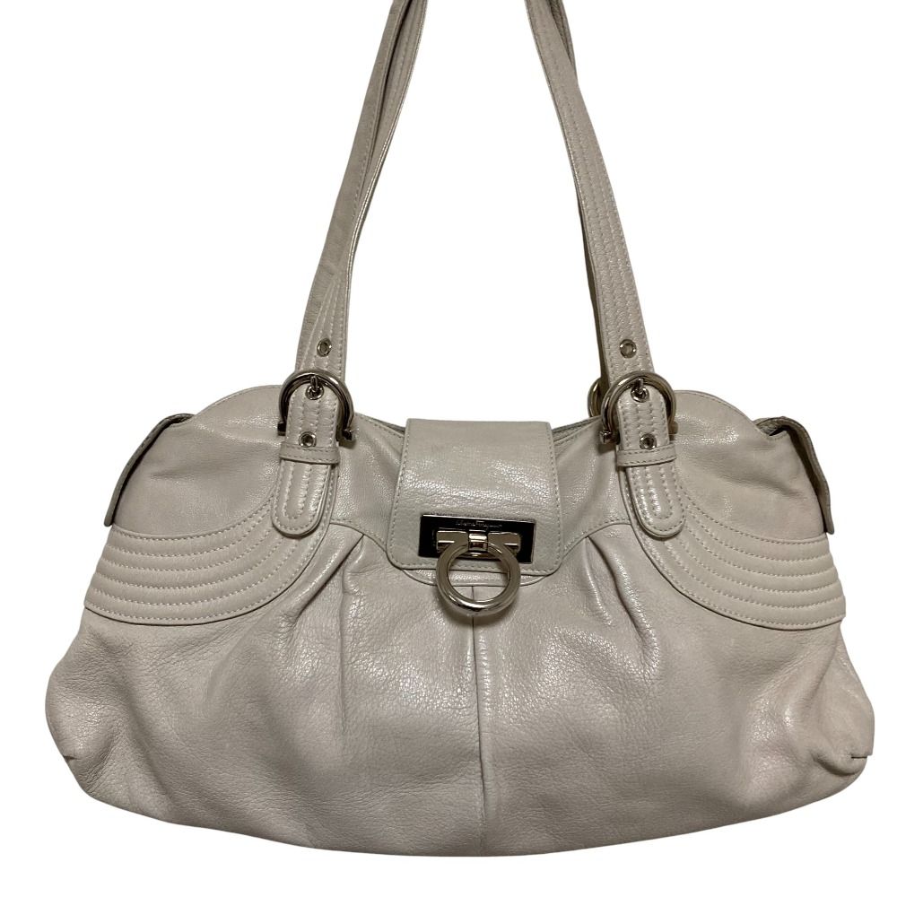 良品 Salvatore Ferragamo サルヴァトーレフェラガモ ガンチーニ